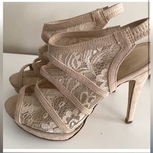 Blush lace stiletto heels💗